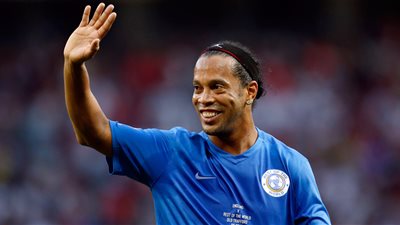 العميد ورونالدينيو وديل بييرو في مهرجان اعتزال فهد الهريفي اليوم