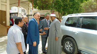 صور| وكيل الأزهر يتفقد كلية الدراسات الإسلامية والعربية بسوهاج