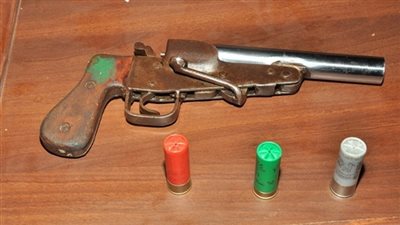 فيديو| طفلة تقتل صديقتها بطلق خرطوش .. والسبب!