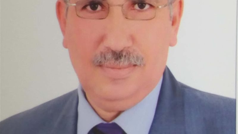 الدكتور عادل منير