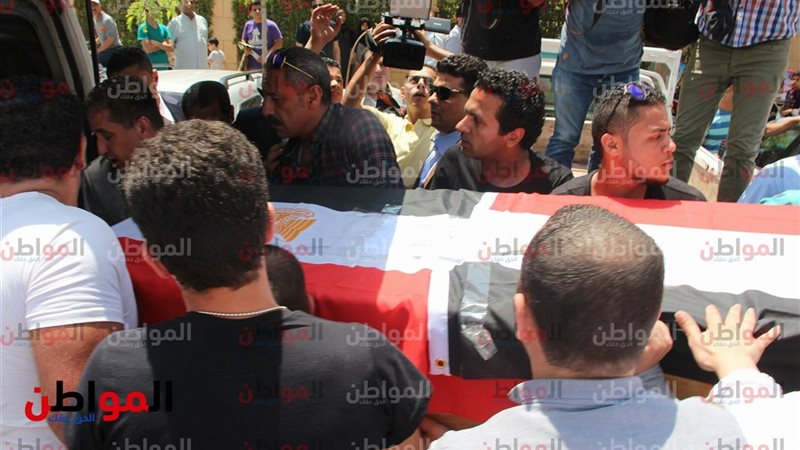 حمل الجثمان إلى المقابر