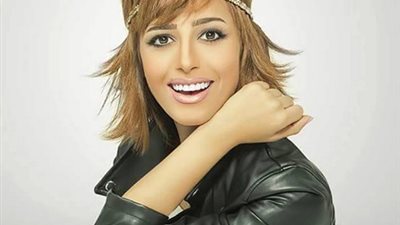 رنا سماحة على طريقة المهرج: كن دائماً مصدر السعادة لتسعد