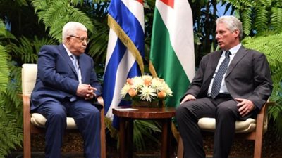 أبو مازن يبحث أخر التطورات الفلسطينية مع نظيره الكوبي