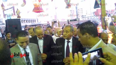 صور| وزير التموين يفتتح معرض 