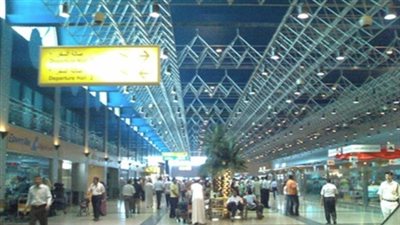 مطار القاهرة يواصل تسيير رحلات العمرة إلى السعودية