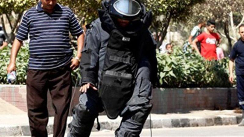 رجال المفرقعات