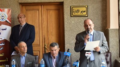 فيديو| الداخلية توزع مساعدات رمضان على أسر المساجين