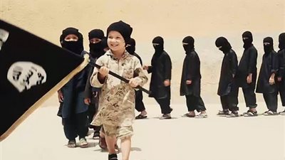 أوروبا تحذر من تدريب أطفال المقاتلين الأجانب بتنظيم داعش