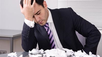 الأب المصاب بضغوط نفسية يدفع أطفاله نحو السلوك السئ