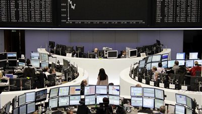 الشركات المالية ترفع الأسهم الأوروبية