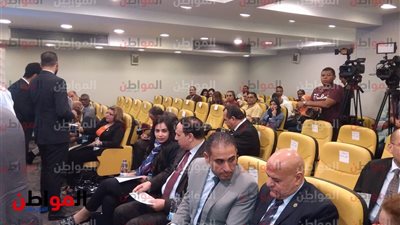 صور| الاستعدادات النهائية لبدء مؤتمر 