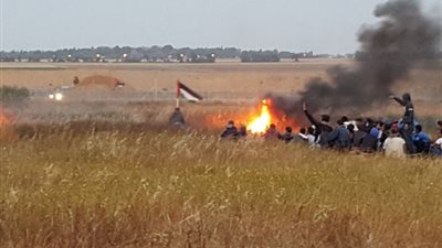 فيديو| إسرائيل تحرق رؤوس المتظاهرين وخيامهم بقطاع غزة