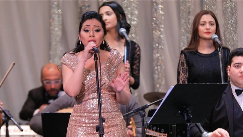 الفنانة نيفين رجب