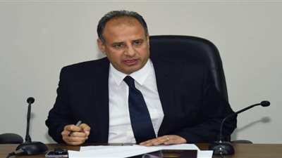 محافظ الإسكندرية يشدد على منع توقف السيارات بمنطقة العمل بمحيط ترعة المحمودية 