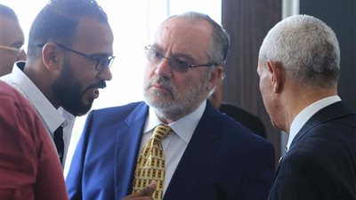 صور| استعدادات افتتاح مركز خدمة 