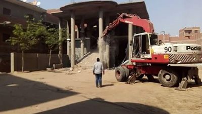 صور| إزالة 9 حالات تعدِ على الأراضي الزراعية بالقناطر الخيرية 
