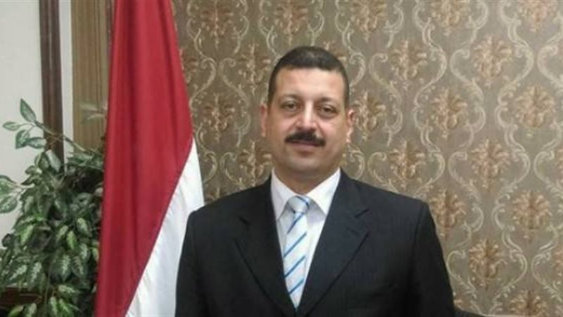 الدكتور أيمن حمزة