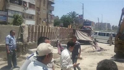 حملة لإزالة جميع الاشغالات بموقف سرفيس مدينة ناصر بسوهاج