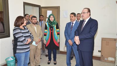 محافظ بني سويف: توفير كل الحلول المناسبة والبدائل لتيسير مصالح المواطنين