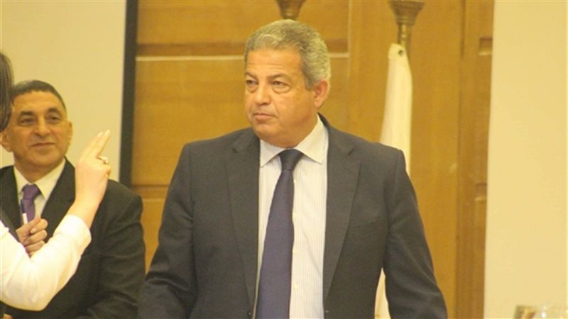 خالد عبد العزيز