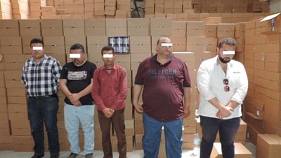 ضبط 245 طن لبن أطفال منتهى الصلاحية داخل مخزن بالإسكندرية