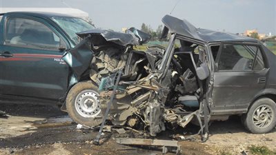 مصرع شخصين في حادث تصادم بالبحيرة