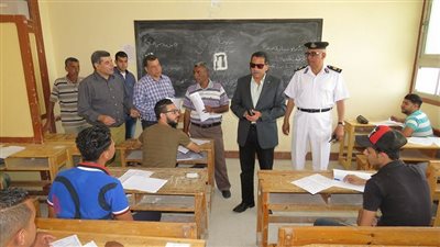 صور | مدير أمن الإسماعيلية يتفقد لجان امتحانات الدبلومات الفنية