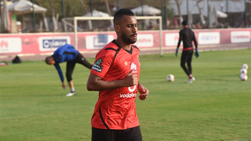 حسام عاشور