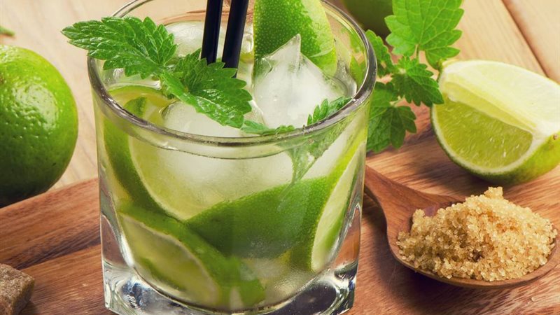 عصير موهيتو المنعش