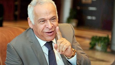 صورة: رئيس سموحة يفتح النار على مرتضى منصور ويقرر مقاضاته بتهمة السب والقذف
