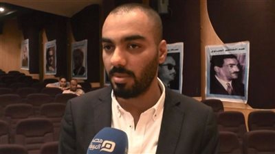 محمود كامل: مجلس 