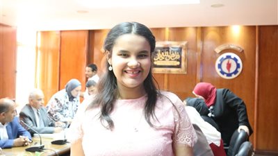 صور| تعرف على أوائل الشهادة الإعدادية 2018 بالسويس 