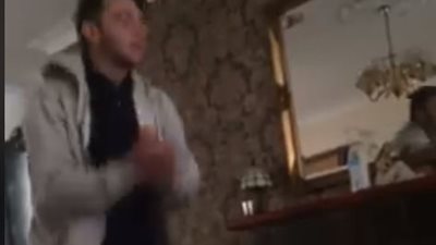 فيديو| الرقصة الأخيرة.. نهاية مفزعة بطريقة جنونية