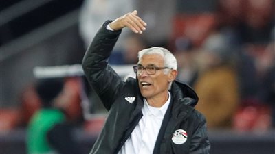 مونديال روسيا 2018 .. كوبر يمنح هذا الخماسي الفرصة الأخيرة أمام الكويت
