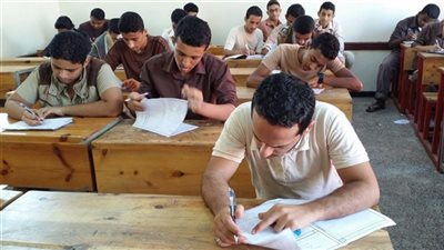 فيديو| مع اقتراب امتحانات الثانوية العامة.. حكم إفطار الطلاب في رمضان 2018