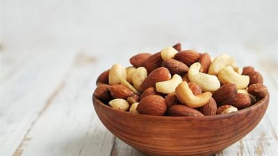 إحرصي على تناول المكسرات في رمضان