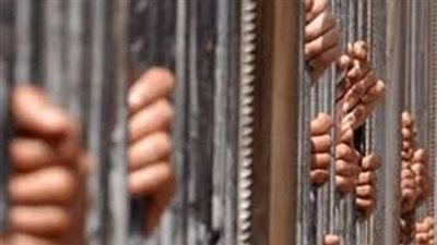 ضبط حلاق بحوزته 250 قرص مخدر فى شبرا الخيمة 