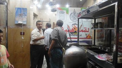 تحرير 77 مخالفة تموينية في حملة مكبرة بـ طهطا