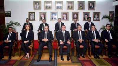 الأهرام وبرزنتيشن تسحبان كراسات مزايدة رعاية الأهلي 