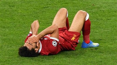 خالد عبدالعزيز يكشف عن عشب لـ 