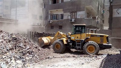 محافظ سوهاج: رفع 50 طناً من القمامة ومخلفات صلبة بـ