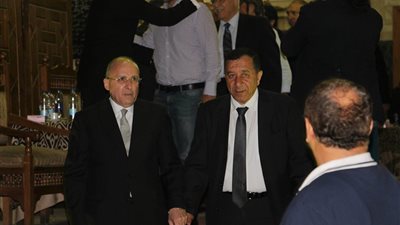 صور| إنتهاء مراسم عزاء على لطفي بـ 