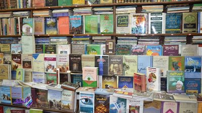 تكريم مكتبة مدبولي بـ 