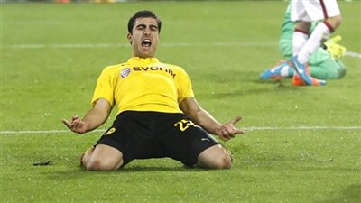 أرسنال ينهي أول صفقاته.. ويضم سوكراتيس اليوناني