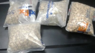 إحباط تهريب 4 آلاف قرص كبتاجون بمطار القاهرة