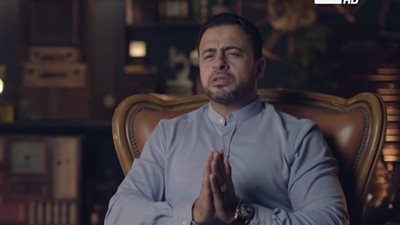 فيديو | مصطفى حسني: الحب والزواج رزق من عند الله