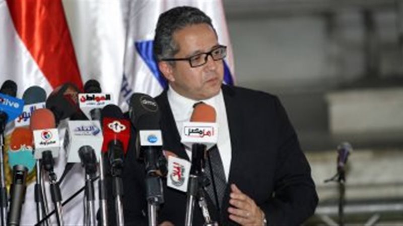 خالد العناني 