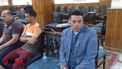 صور| محمد الغيطي يصل عزاء مديحة يسري بـ