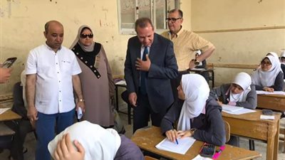 جولة تفقدية لوكيل وزارة الصحة للجان امتحانات مدارس التمريض الفنية