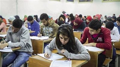 تسليم أوراق أسئلة امتحانات الثانوية العامة 2018 إلى اللجان 